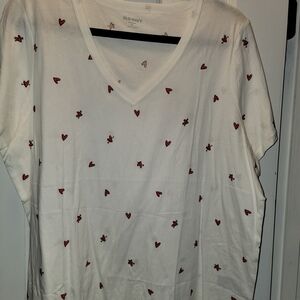 Old Navy White T-Shirt with Red Heart Print